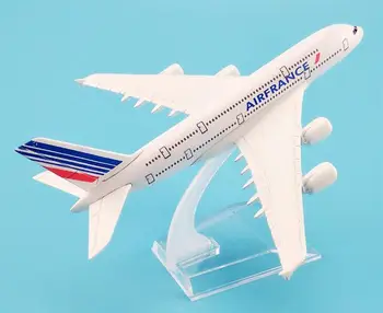 Keleivinį lėktuvą A380 modelio 