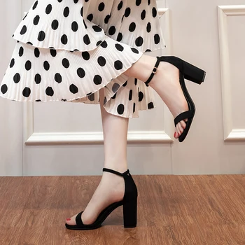 Aukštos obcasie sandalai moteriška pasakų stiliaus 2020 naujų ju raudona juoda žodžių su aukštos obcasie batų moterys su sexy wildWomen batai