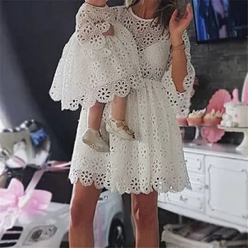 Mados Motina Dukra Suknelės Šeimos Derinti Drabužius Moterims Gėlių Nėrinių Suknelė Baby Girl Mini Suknelė Mama Baby Girl Šalies Drabužių