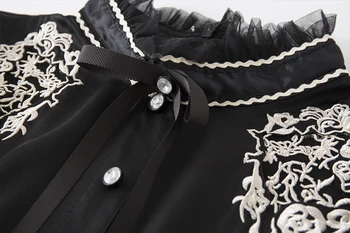 Rudenį ir žiemą Lolita siuvinėjimo suknelė lolita suknelė retro stiliaus rūmai ilgomis rankovėmis suknelė temperamentą