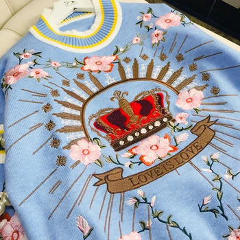 Kilimo Ir Tūpimo Tako Dizaineris Moterų Mėlynos Spalvos Gėlių Siuvinėjimas Megztinis Puloveriai 2020 M. Žiemos Kalėdų Prabangos Prekės Mezgimo Megztinis Drabužiai
