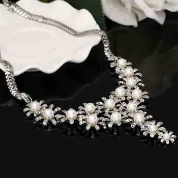 Moterų Puikus Perlų Papuošalų Rinkinys Madinga Gėlių Dizaino Pakabukas Choker Karoliai, Auskarai Nustatyti Sužadėtuvių, Vestuvių Rinkinys