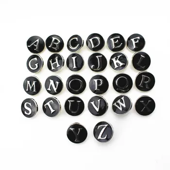 Karšto pardavimo 52pcs/daug juodos spalvos abėcėlė A-Z raidę snap mygtuką, pakabukai, skirta lydinio snaps apyrankės/pakabukas fit mygtuką papuošalai