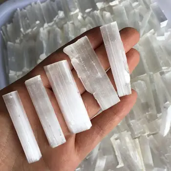 Baltos spalvos kvarco kristalo gipso gydymo gipso kristalų selenitas akmens klijuoti